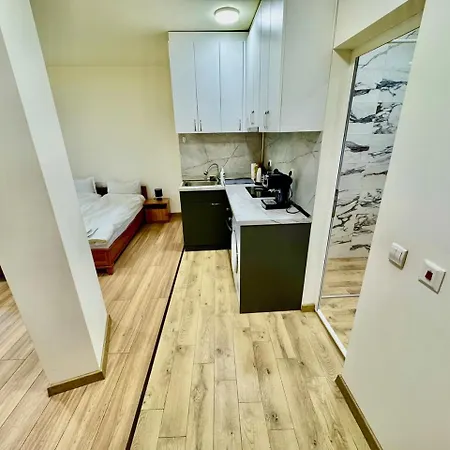 Mk Krustova Vada Parking!!!