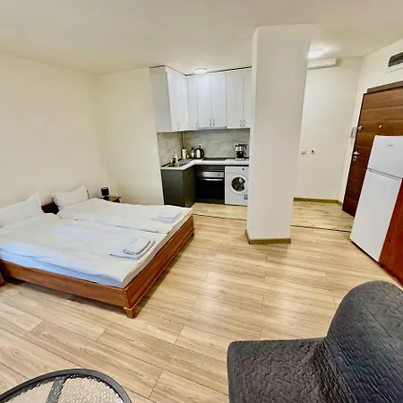 Mk Krustova Vada Parking!!!