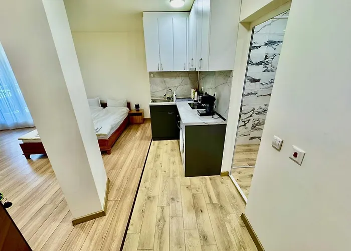 Mk Krustova Vada Parking!!!